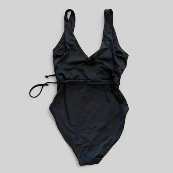 Andie Swim The Belmar One Piece Swimsuit in Black Belted Size S NWT - Picture 6 of 10